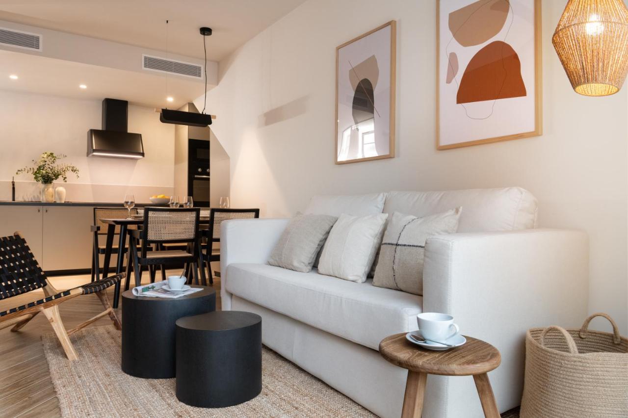 Magno Apartments Robles With Jacuzzi And Private Parking Sevilha Exterior foto